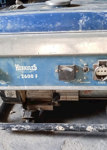 Benzinli ve ipli 3.5kva jeneratör - Görsel 2