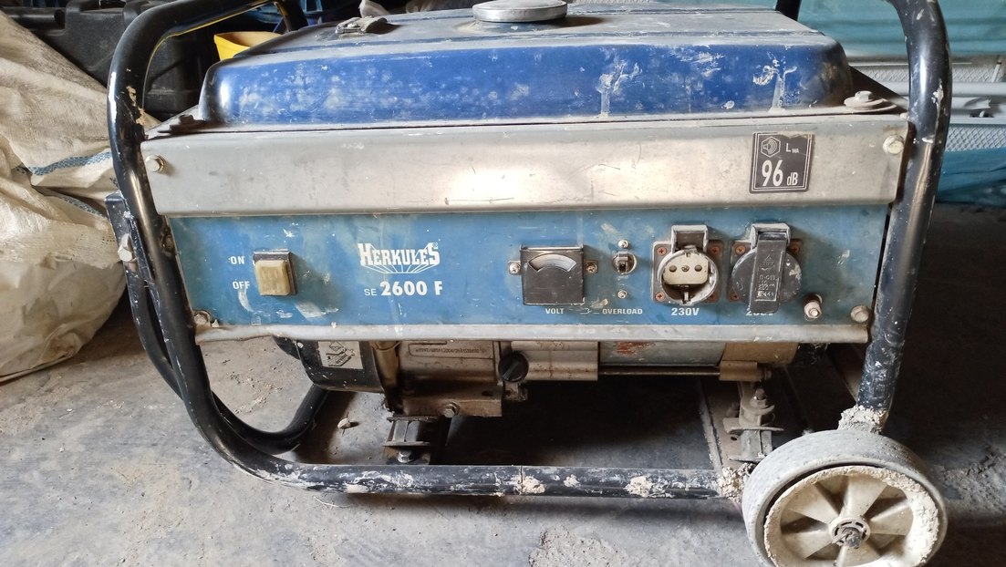 Benzinli ve ipli 3.5kva jeneratör - Görsel 2