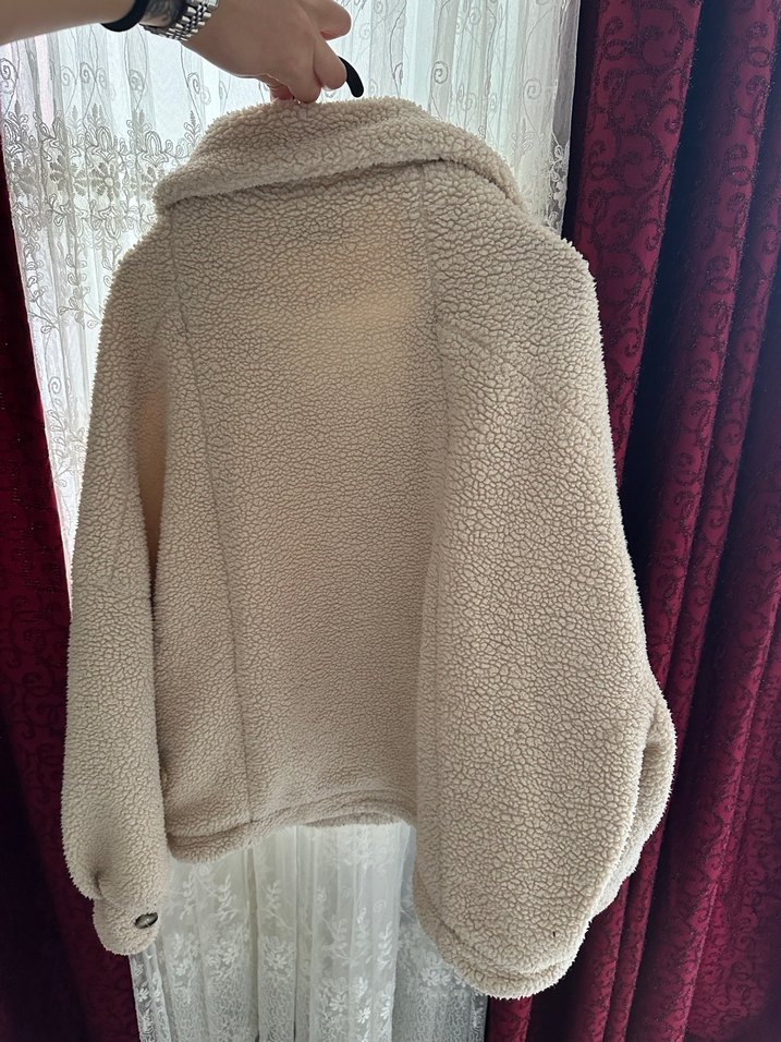 Krem  Tüylü Rahat Kadın Ceket - Görsel 2