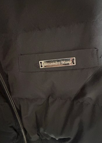 Kadın Siyah Midi Kısa Fermuarlı Kışlık Mont - Görsel 4