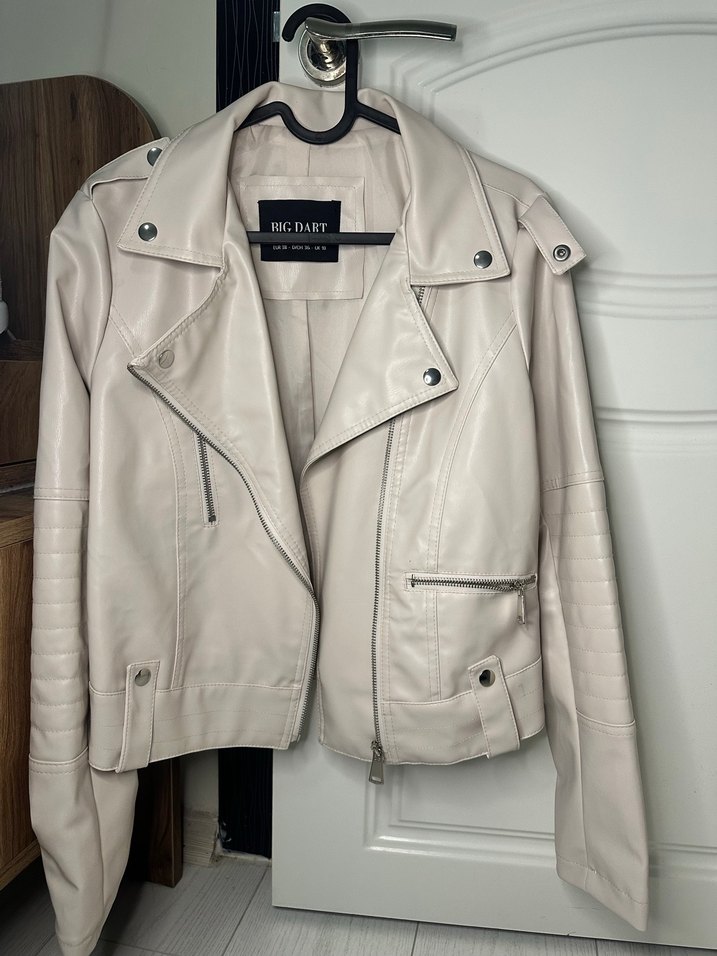 Düğmeli Beyaz Kadın Deri Ceket - Görsel 4