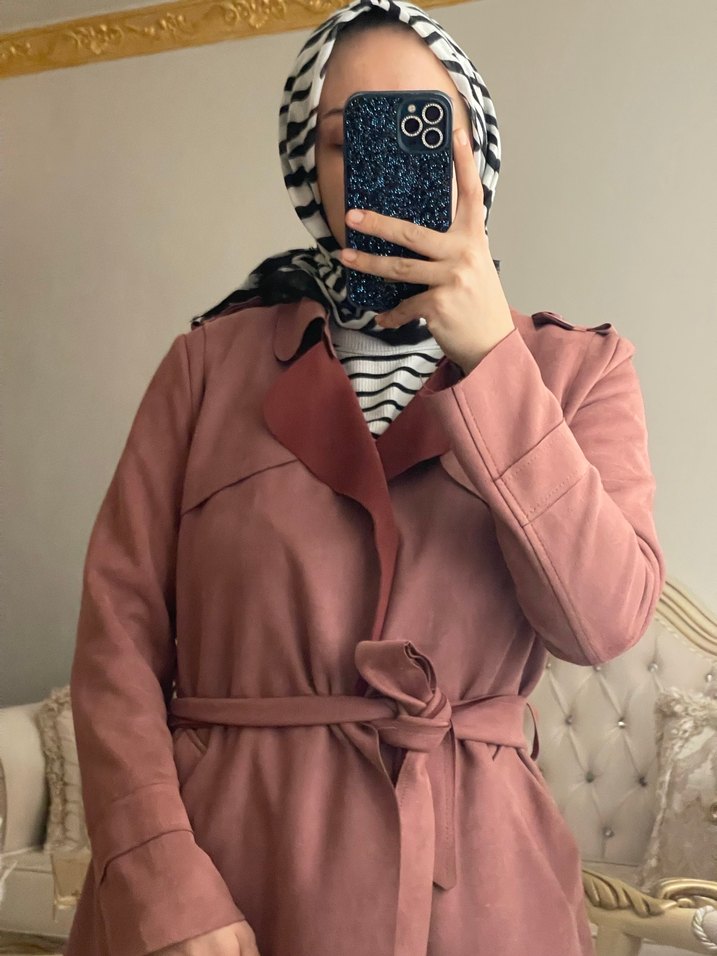 Pembe Süet Kemerli Uzun Kadın Trençkot - Görsel 4