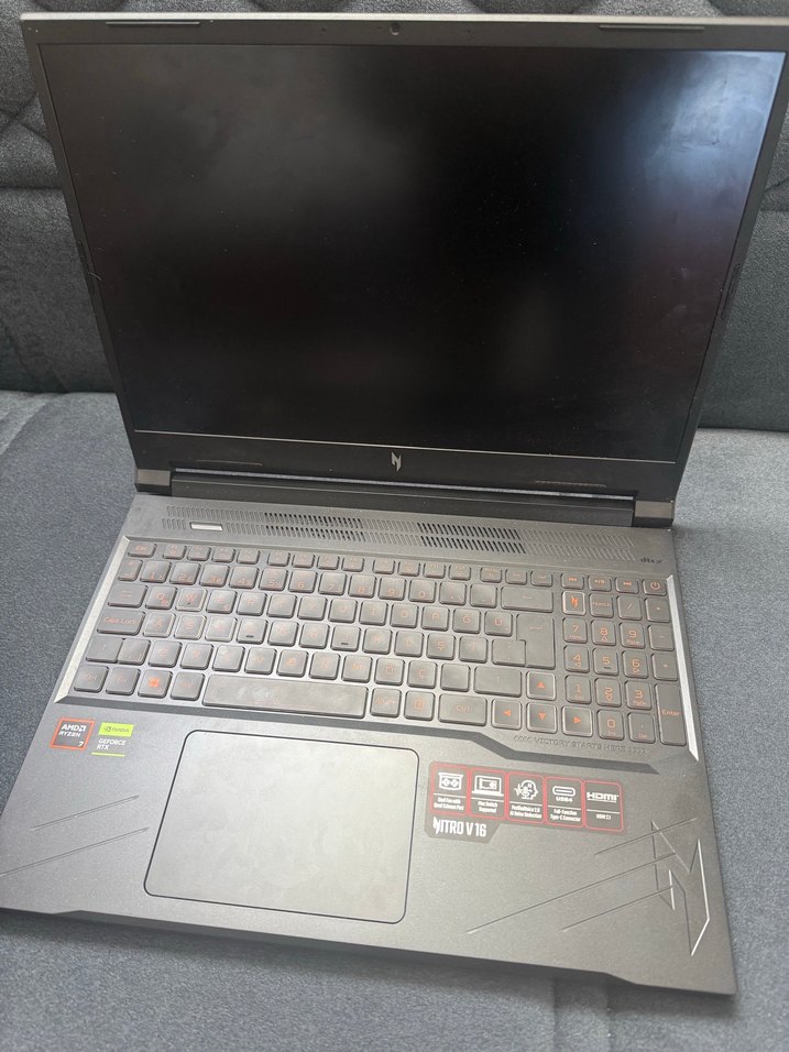 Gri Acer Nitro V16 Dizüstü Bilgisayar - Görsel 2