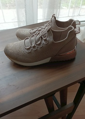 Bej İsviçre'den geldi Bağcıklı Kadın Spor Ayakkabı - Görsel 2