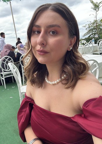 Bordo Uzun Drapeli Straplez Abiye Elbise - Görsel 4