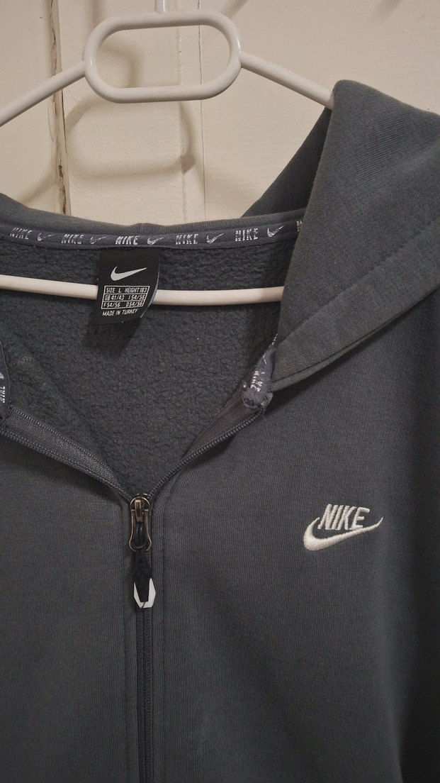 Gri Nike Fermuarlı Kapüşonlu Sweatshirt - Görsel 2