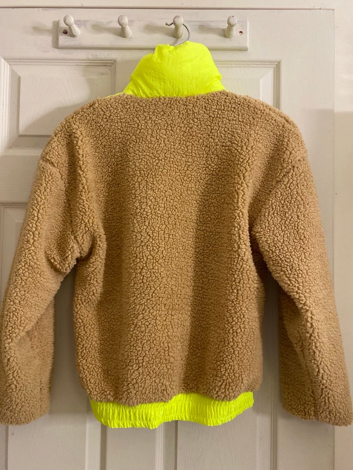 Sarı Detaylı Kadın Peluş Ceket - Görsel 4