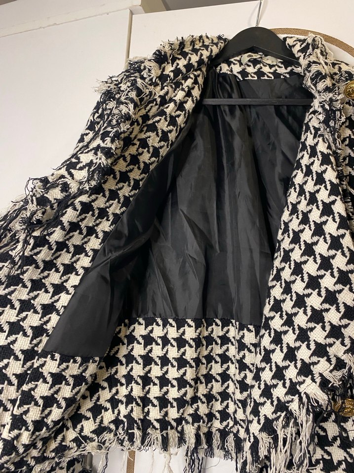 Düğmeli Siyah Midi Kadın Blazer - Görsel 4