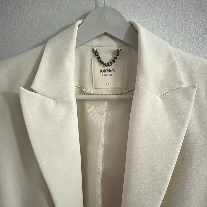 Krem Kadın Düğmeli Modern Klasik Blazer - Görsel 2