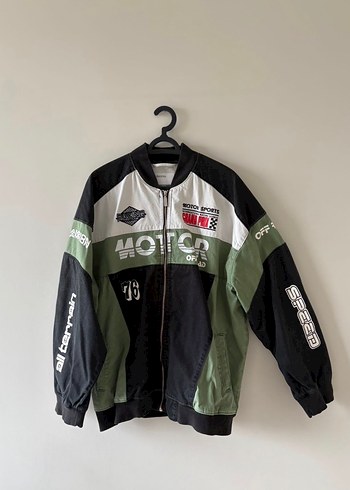 Bershka Yarışçı Ceketi - Görsel 3