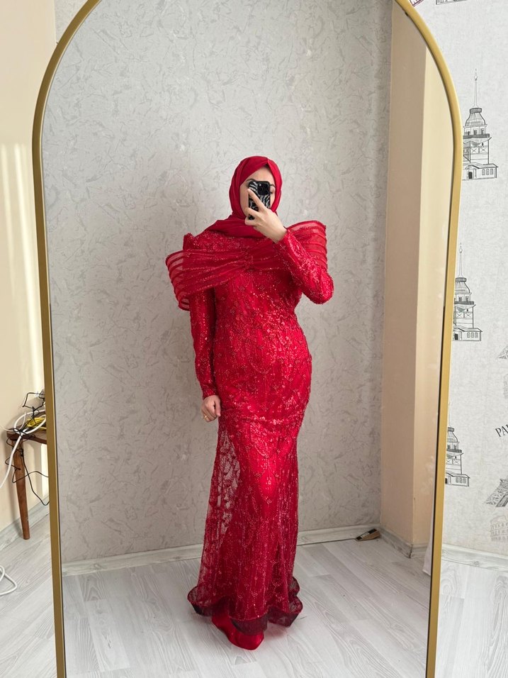 Kırmızı fiyonk abiye - Görsel 5