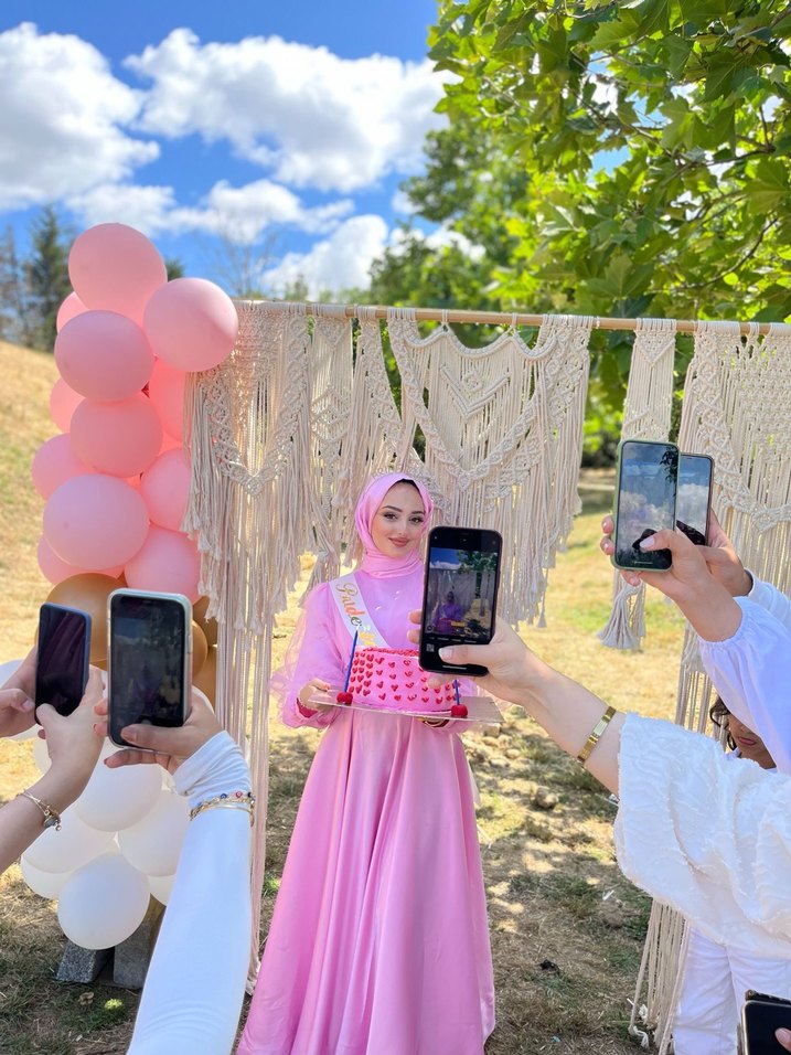 Tesettür pembe  bride bekarlığa veda elbisesi - Görsel 2