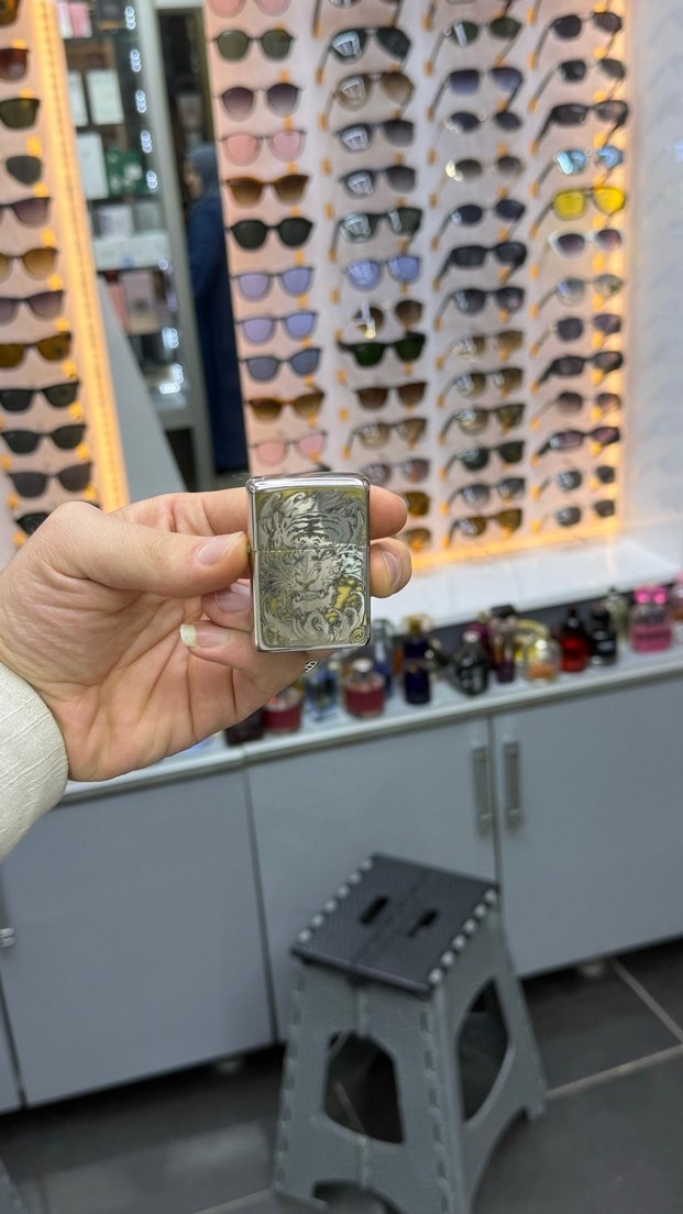 Altın Renk Parlak Erkek Güneş Gözlüğü - Görsel 2