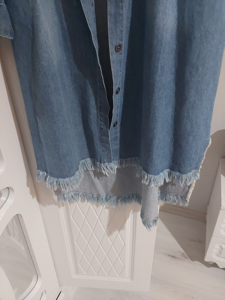 Uzun Kesim Kadın Kot Ceket rahat kalıp 42 ve 44  bedene olur - Görsel 2