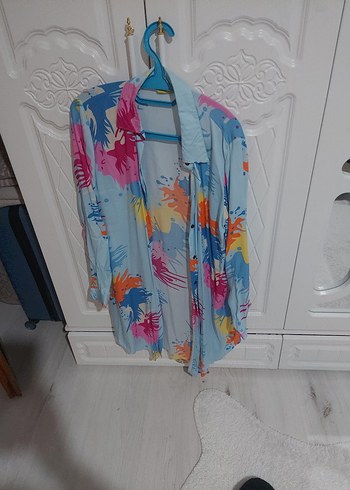 Uzun Kollu, Bol Kesim, Çok Renkli Batik Desenli Kadın Gömlek - Görsel 2