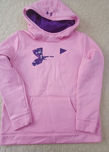 Under Armour sweatshirt 