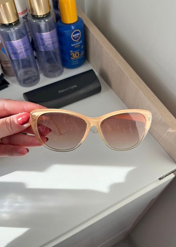 Bej Transparan Vintage Kadın Güneş Gözlüğü - Görsel 3