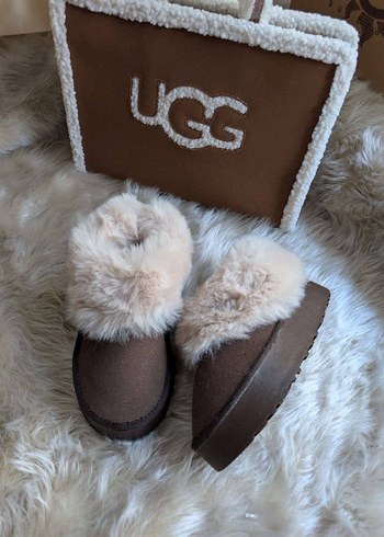 Ugg universal