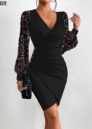 Pul payetli kruvaze yaka yandan düğmeli kısa ithal krep elbise - Görsel 3