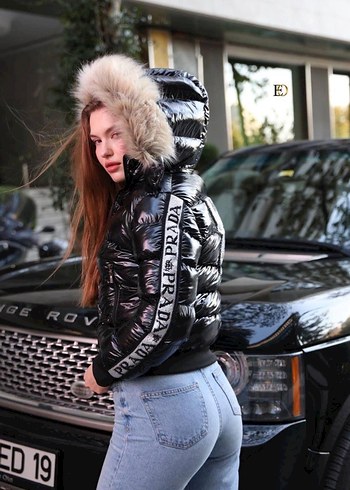 NEW SEASON | NEW COLLECTION
 PRADA - Görsel 3