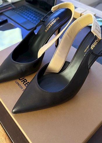 Klasik Siyah Tokalı Stiletto - Görsel 3