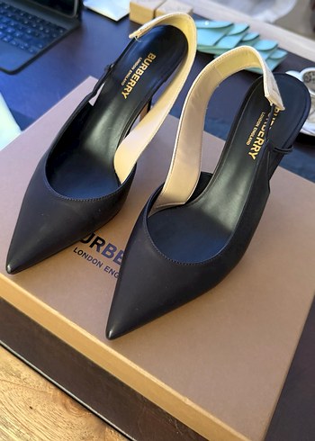 Klasik Siyah Tokalı Stiletto - Görsel 4