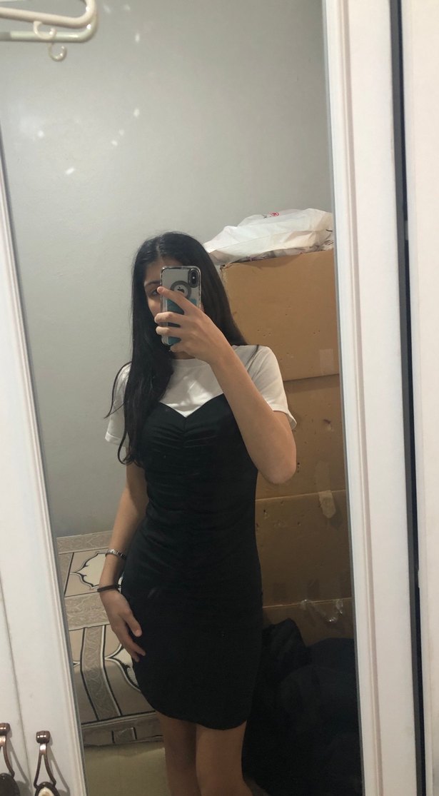 Siyah V Yakalı Mini Gotik Elbise - Görsel 3