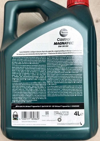 Castrol Magnatec 5W-30 Benzinli Motor Yağı 4L - Görsel 2
