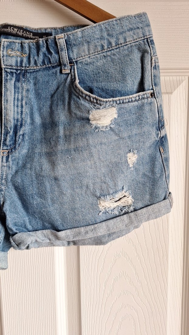 Kadın Mavi Kot Şort Mini Bol Kesim - Görsel 3