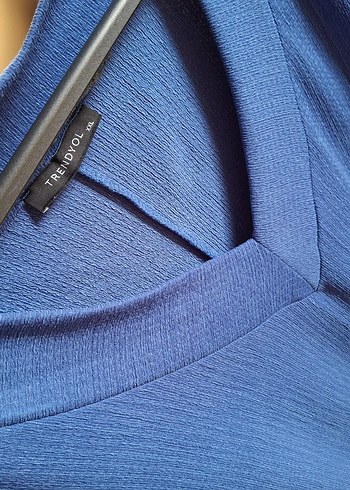 Mavi V Yakalı Midi Tunik - Görsel 3