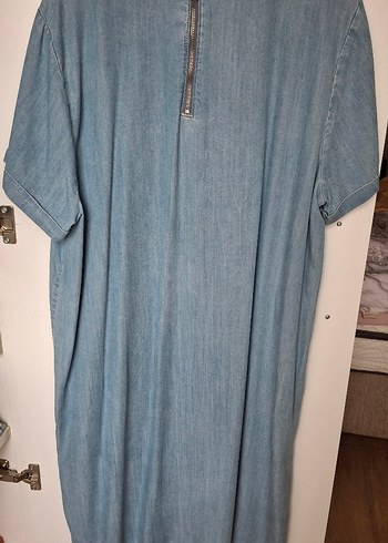 Drapeli Kısa Kollu Midi Kot Elbise - Görsel 4