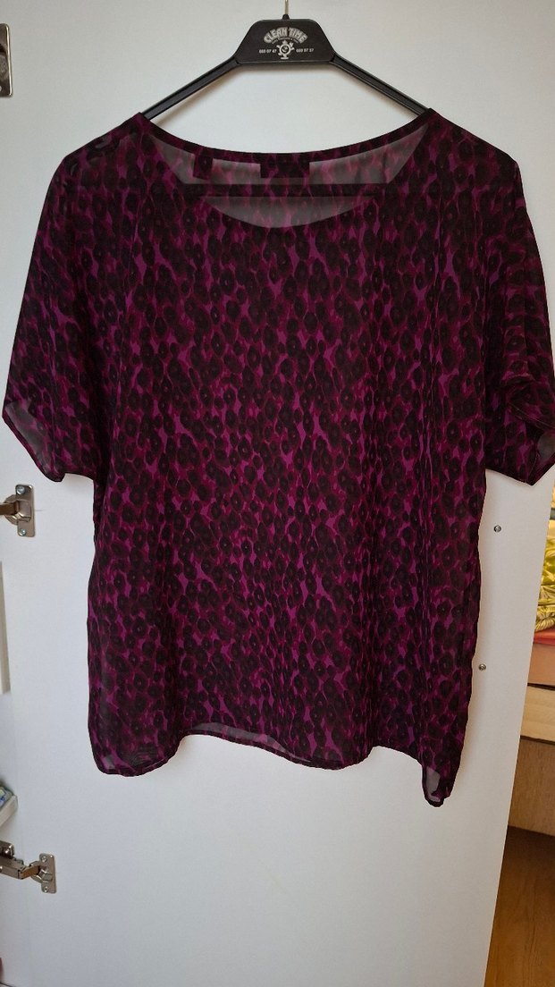 Mor Leopar Desenli Kısa Kollu Kadın Bluz - Görsel 3