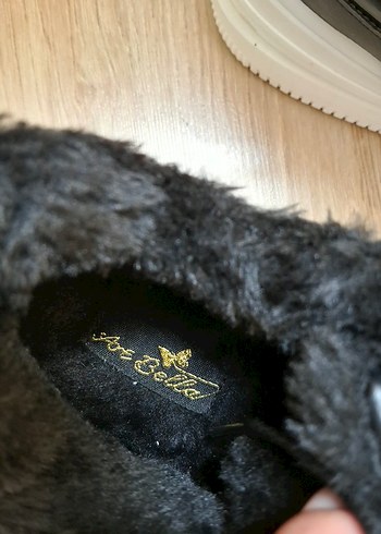 FLO MARKA Siyah Kürklü Platform Kadın Spor Ayakkabı - Görsel 3