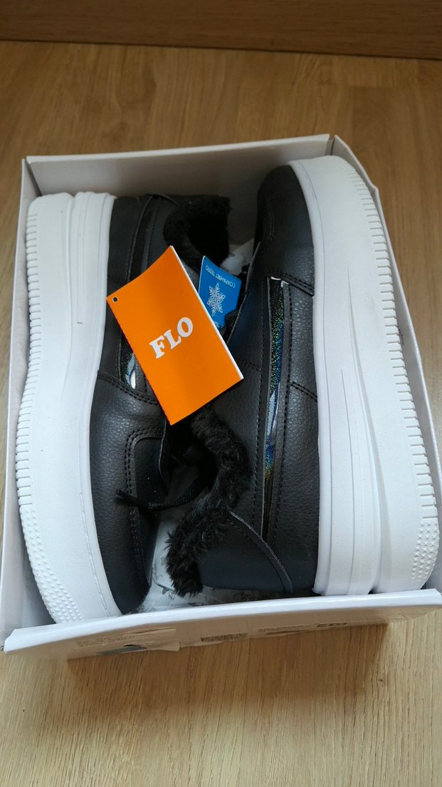 FLO MARKA Siyah Kürklü Platform Kadın Spor Ayakkabı - Görsel 5