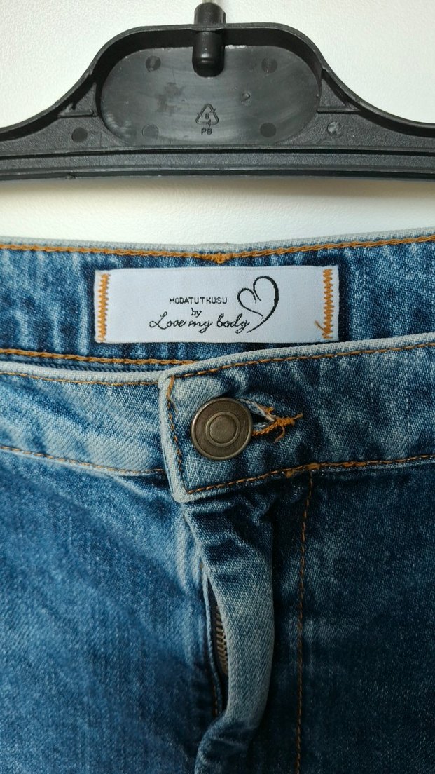 LOVE MY BODY MODA TUTKUSU CENGİZ ABAZOĞLU YAPIMI KOT ETEK - Görsel 2