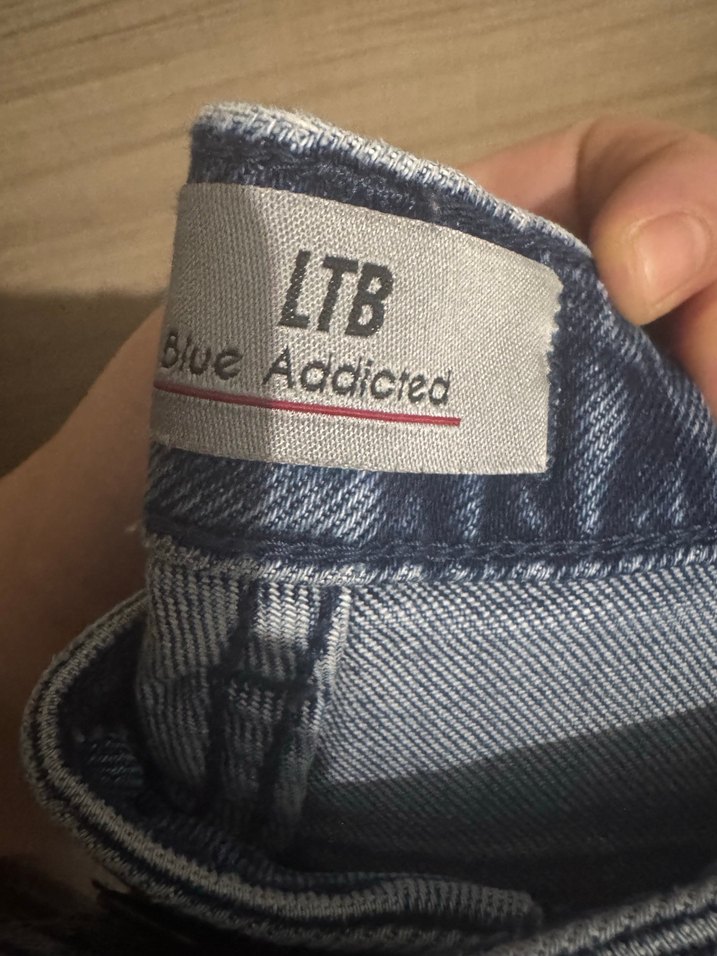 Yırtık Detaylı Mavi Salaş Denim Pantolon - Görsel 3