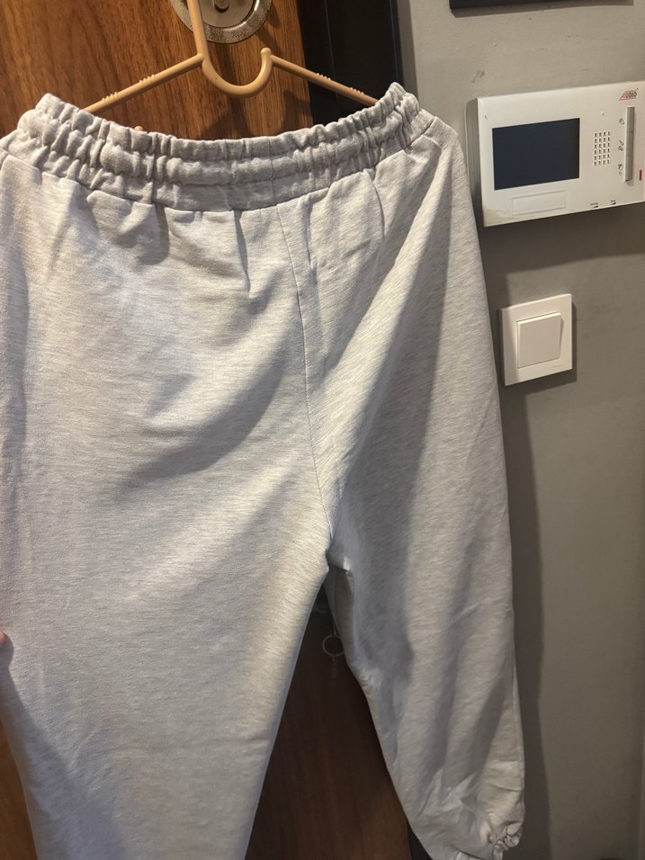 Gri eşofman - Görsel 3