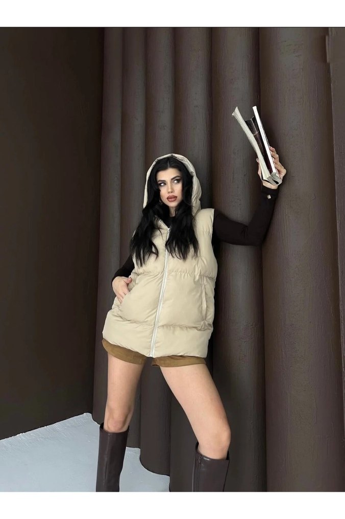Bej Kapüşonlu Kadın Şişme Yelek - Görsel 2