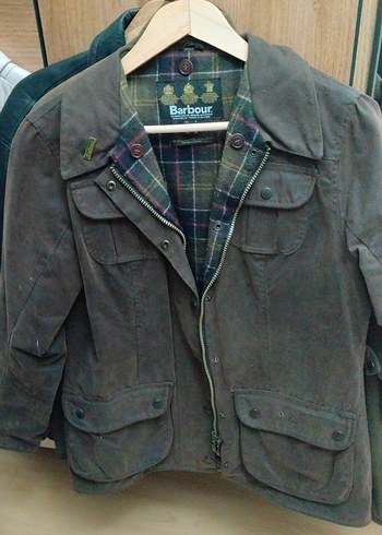 Burberry 40