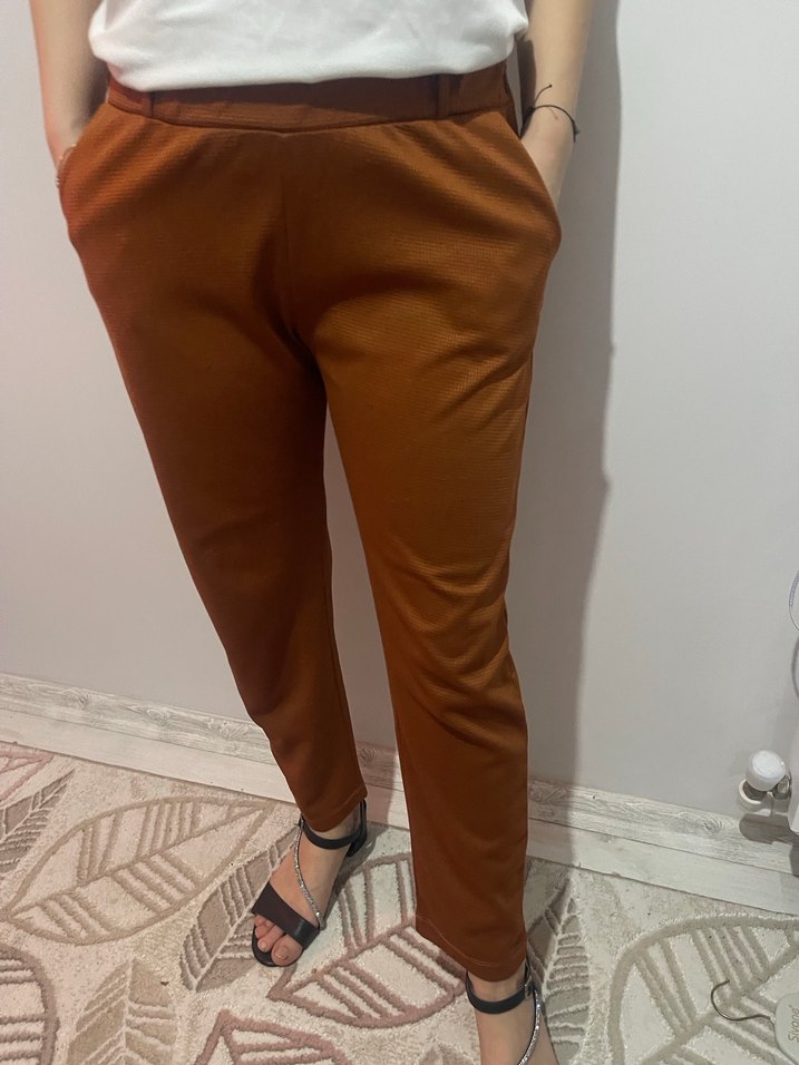 Kahverengi Rahat Kesim Kadın Kumaş Pantolon - Görsel 2