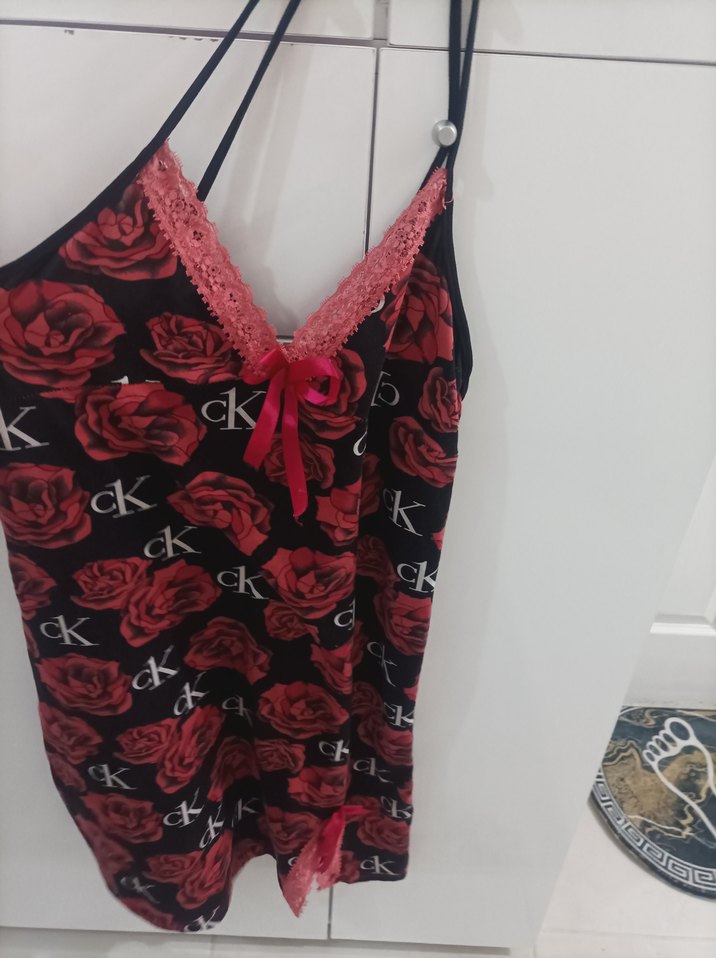 Kırmızı Güllü İnce Askılı Mini Gecelik M beden - Görsel 2