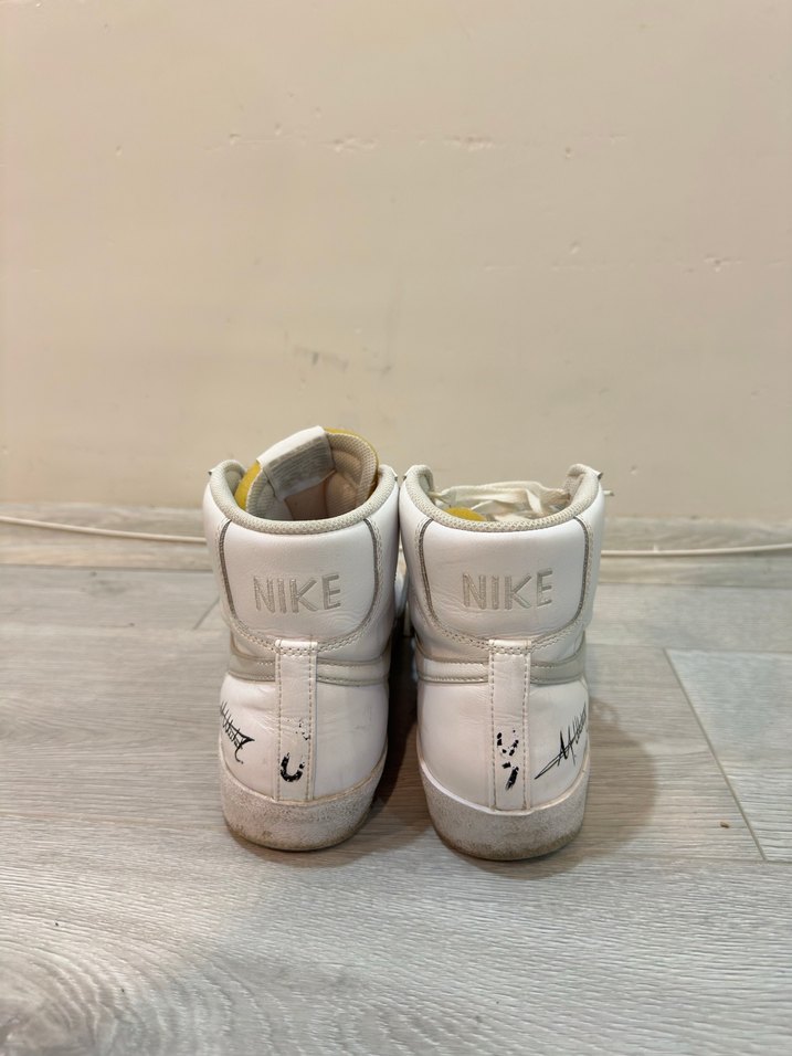 Beyaz Nike Blazer - Görsel 2