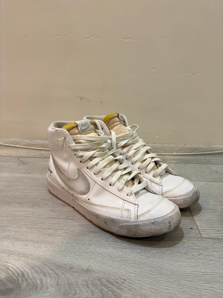Beyaz Nike Blazer - Görsel 3