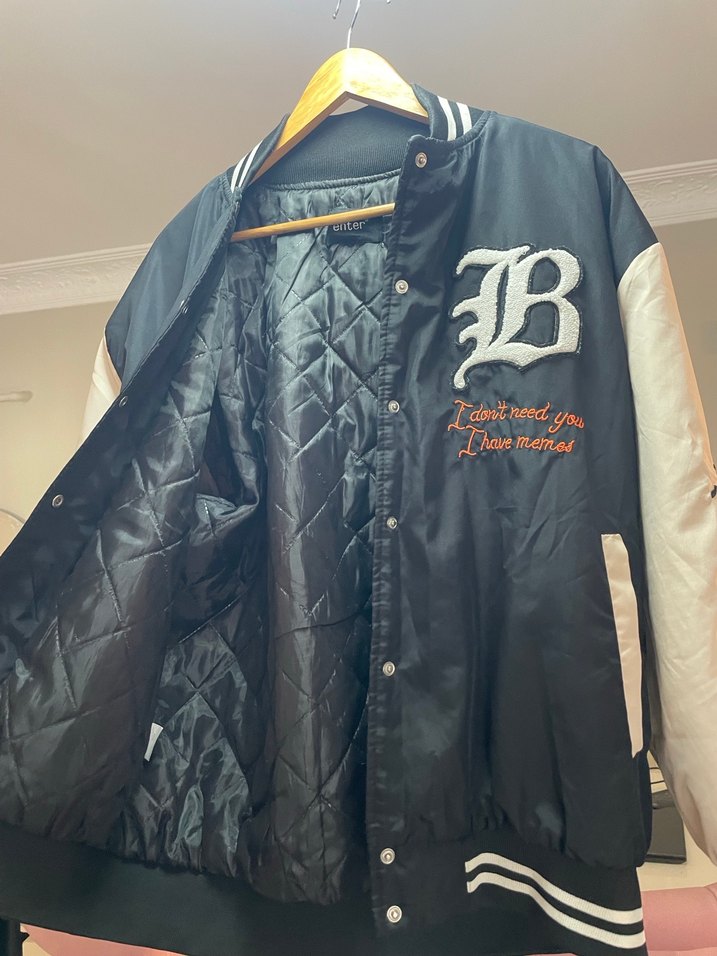 Düğmeli Siyah Baskılı Bomber Ceket - Görsel 3