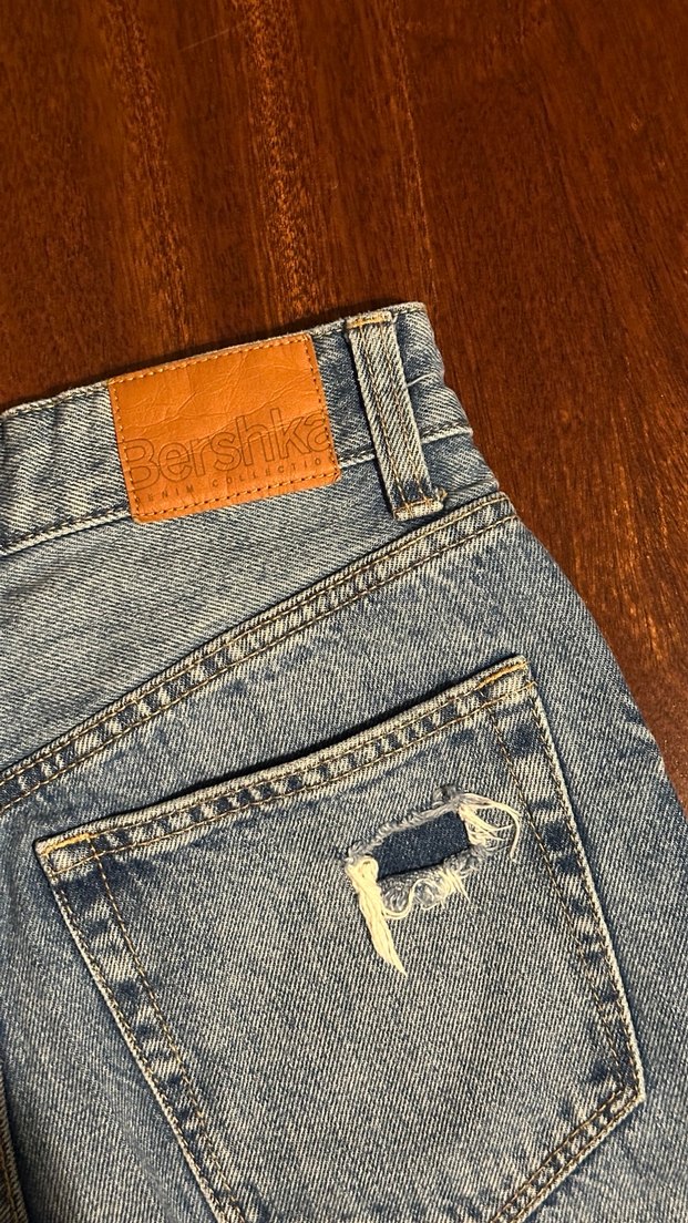 Bershka yüksek bel geniş paça jean - Görsel 3