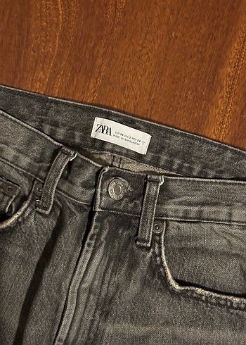 Zara orta bel normsl kesim model paça jean - Görsel 2