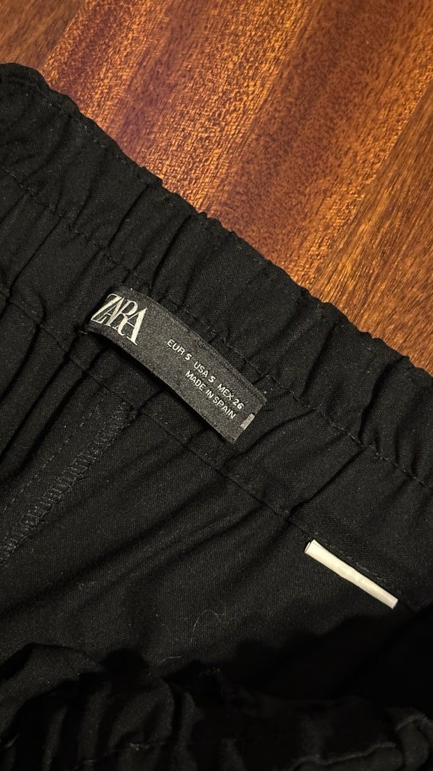 Zara geniş kesim midi siyah kumaş pantolon - Görsel 3