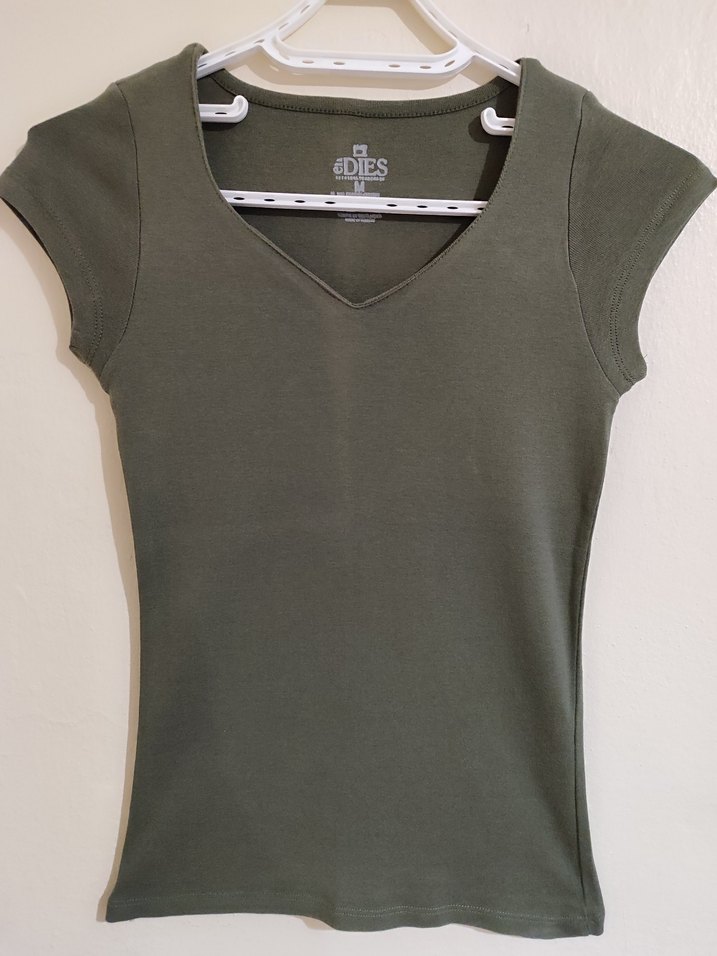 ENDIES Kadın Haki V Yaka Kısa Kollu Tişört - Görsel 2