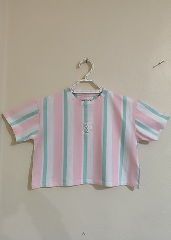 SIKSILK Pastel Çizgili Crop Tişört - Görsel 2