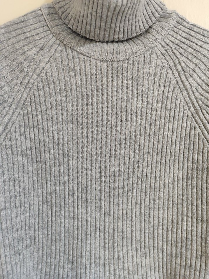 Gri Kadın Boğazlı Fitilli Triko Kazak - Görsel 4